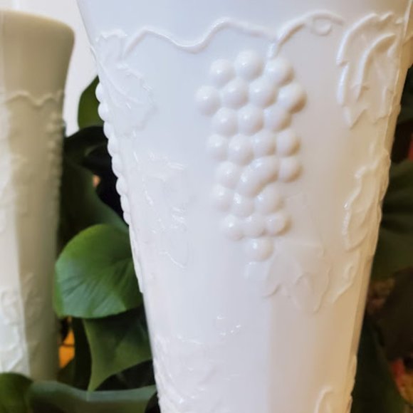 Milk Glass Footed Vases - Picture 3 of 6